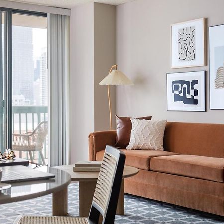 Отель Kasa Magnificent Mile Чикаго Экстерьер фото